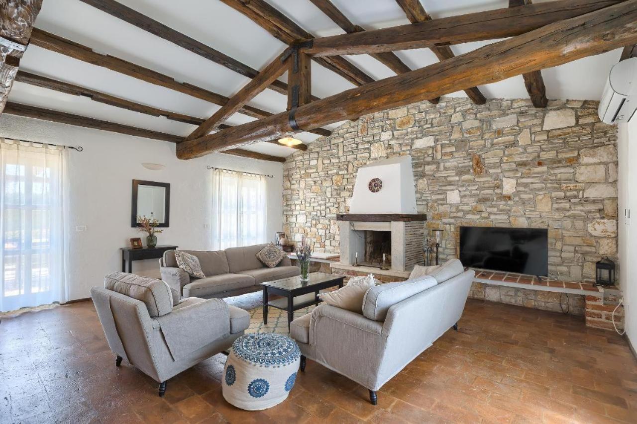 Villa Leopoldo By Istrian Country Houses Barat  Buitenkant foto