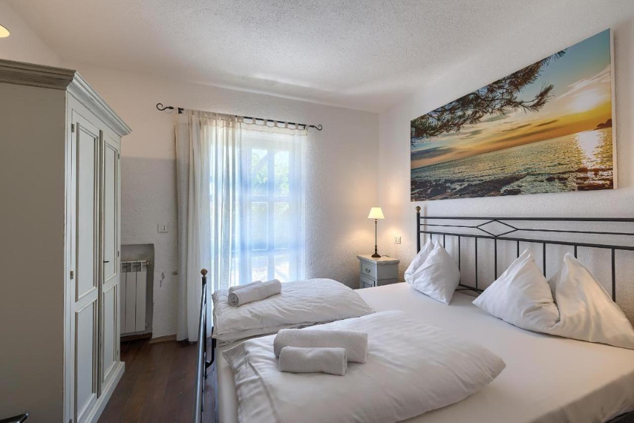 Villa Leopoldo By Istrian Country Houses Barat  Buitenkant foto